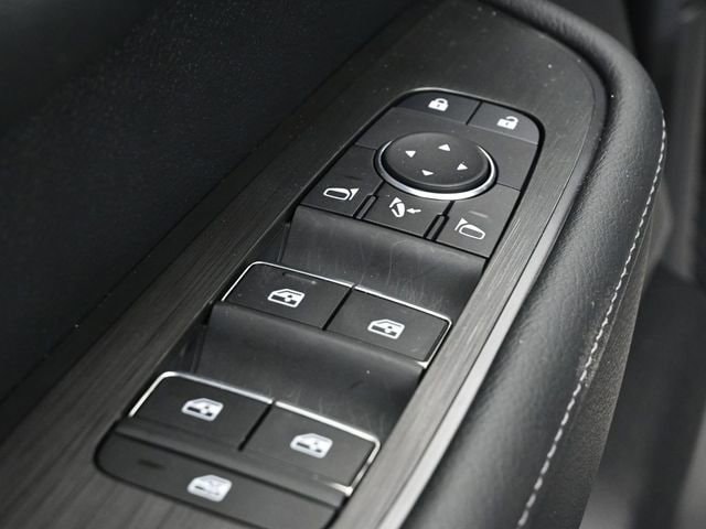 2025 Nissan Armada PRO-4X - Photo 13