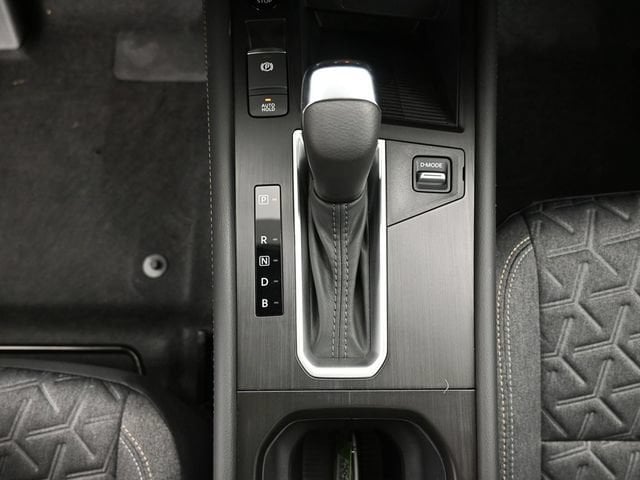 2025 Nissan Kicks SV AWD - Photo 28