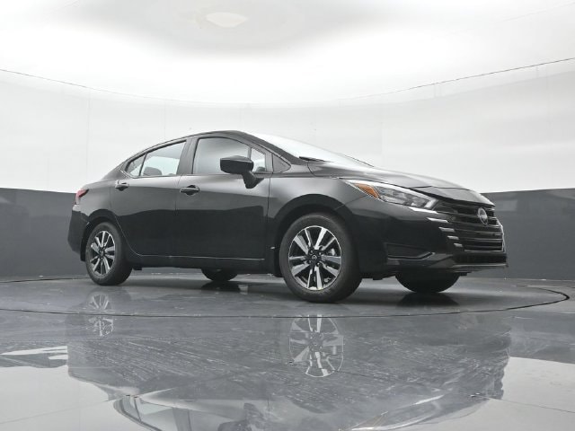 2025 Nissan Versa Sedan SV - Photo 33