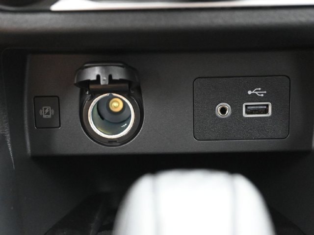 2025 Nissan Versa Sedan SV - Photo 20