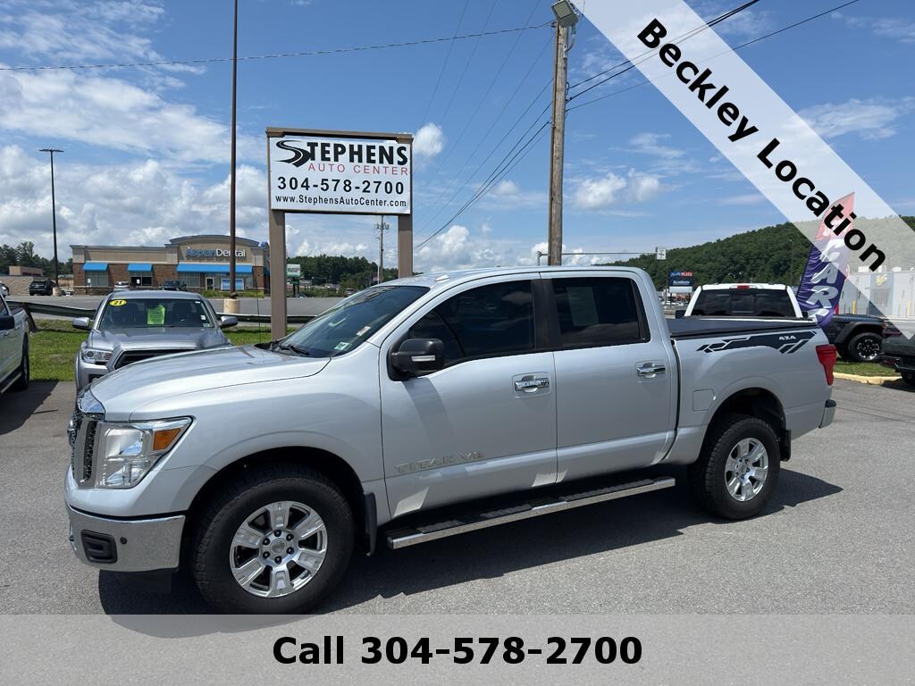 Used 2018 Nissan Titan SV Truck Crew Cab
