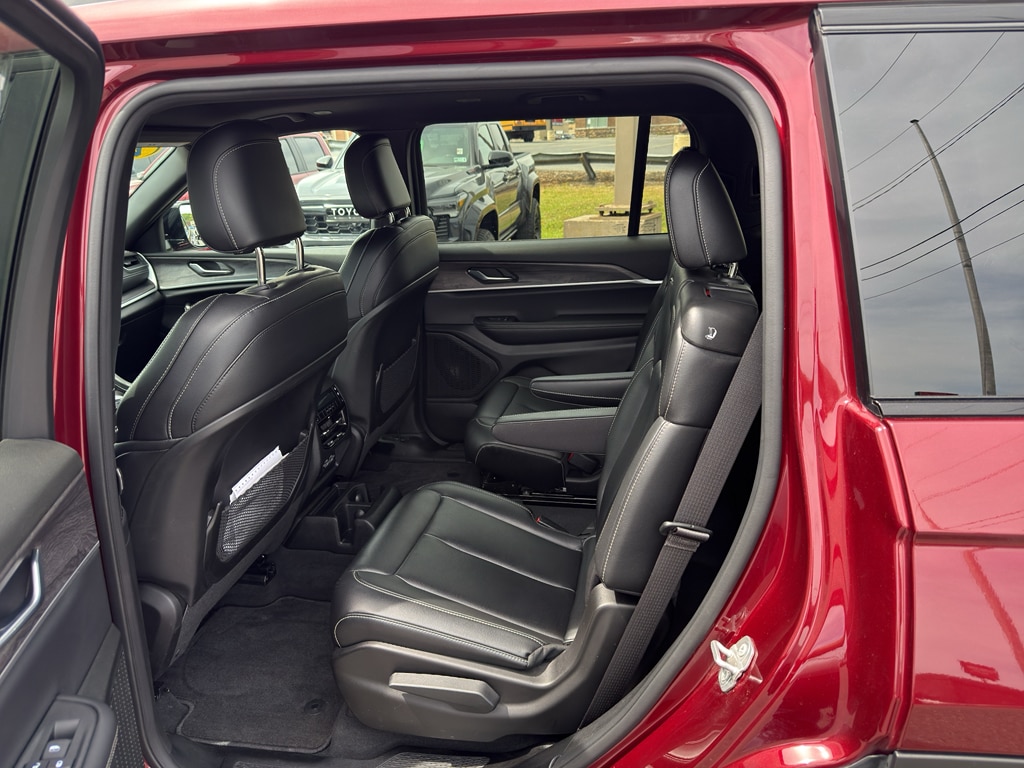 2025 Jeep Grand Cherokee L Limited - Photo 12