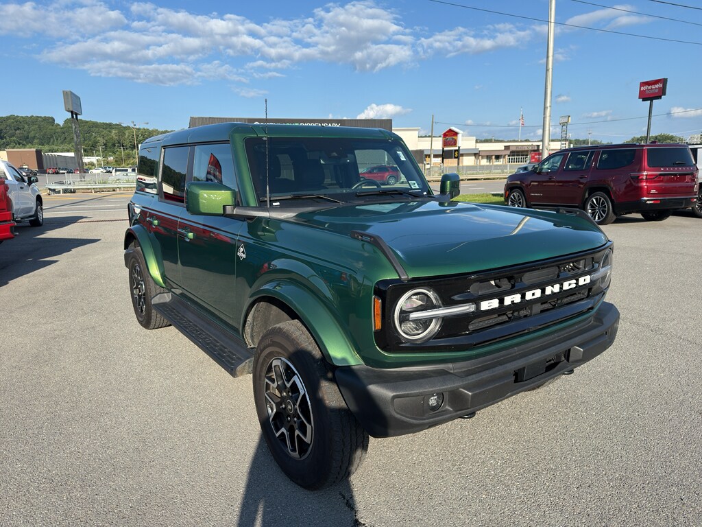 Used 2025 Ford Bronco Outer Banks SUV