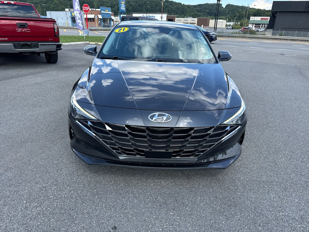 Used 2021 Hyundai Elantra Limited Sedan