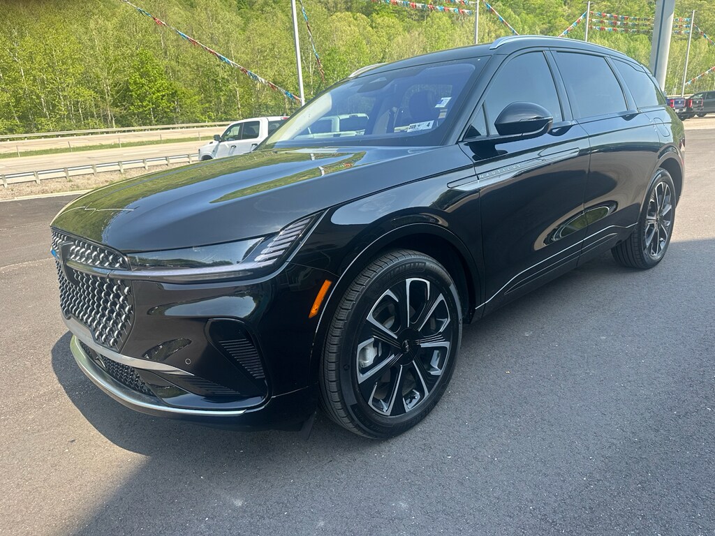 Used 2025 Lincoln Nautilus Reserve SUV