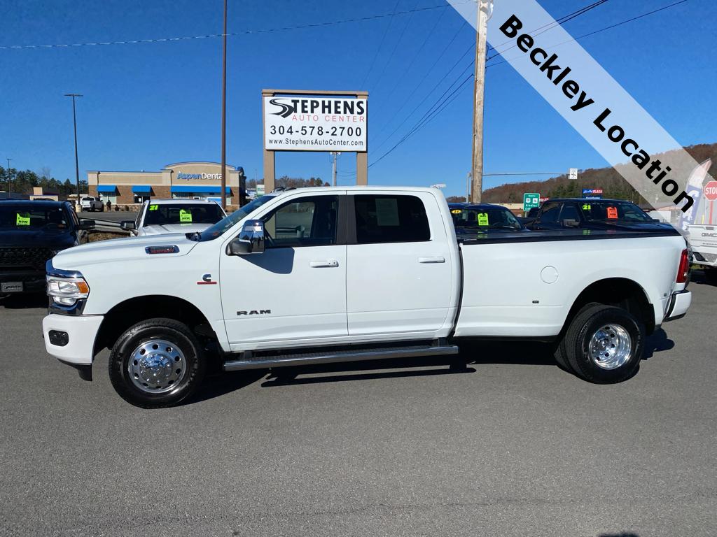 2024 RAM Ram 3500 Pickup Laramie's photo