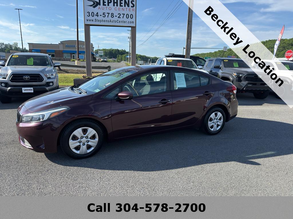 2017 Kia Forte LX AT's photo