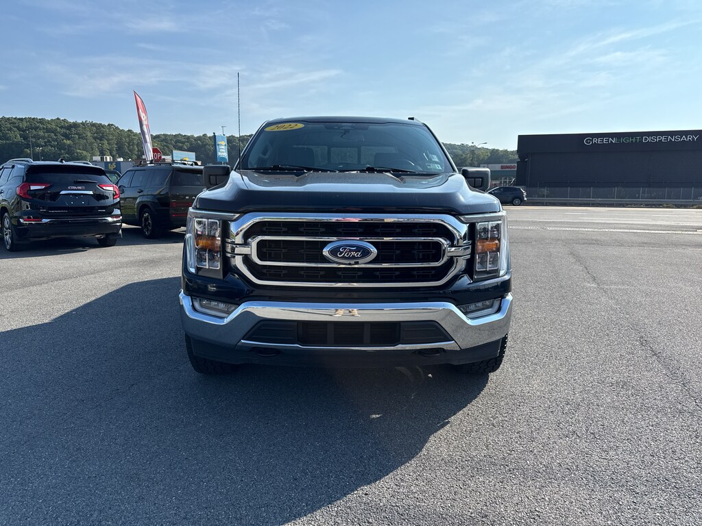 Used 2022 Ford F-150 XLT Truck SuperCrew Cab