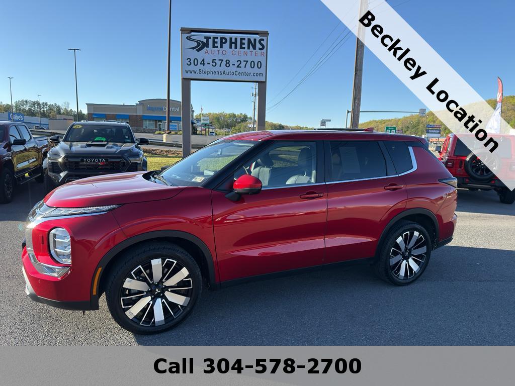 2025 Mitsubishi Outlander SE S-AWC's photo