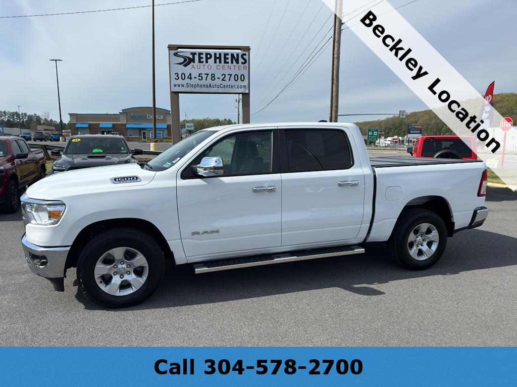 2023 RAM 1500 Big Horn/Lone Star 4x4 Crew Cab 5'7's photo