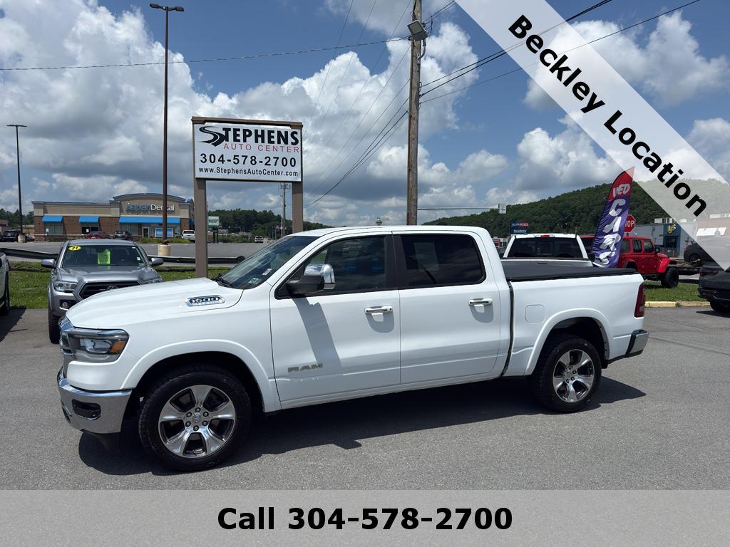 2022 RAM 1500 Laramie 4x4 Crew Cab 5'7's photo