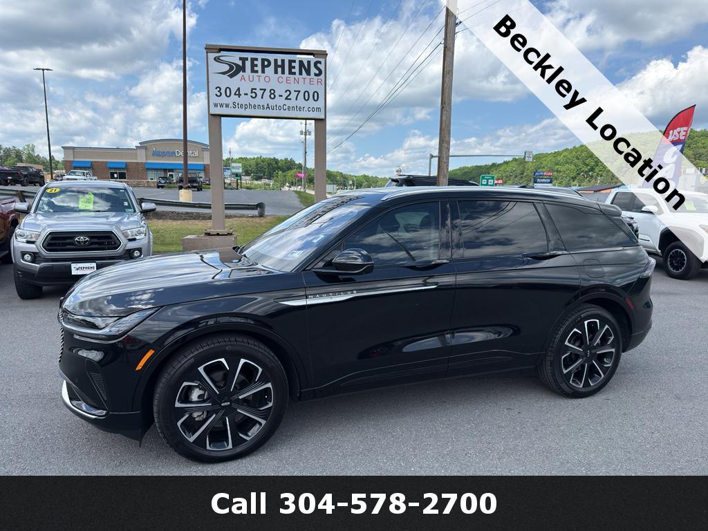 2025 Lincoln Nautilus Reserve AWD's photo