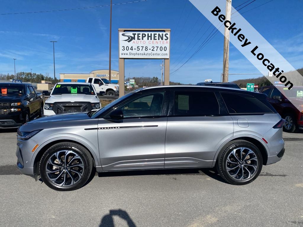 2024 Lincoln Nautilus Reserve's photo