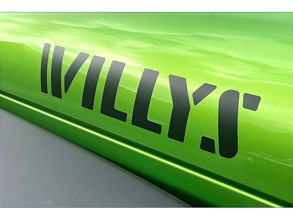 2025 Jeep Wrangler 4-Door Willys - Photo 16