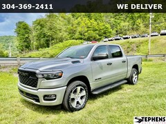 2025 Ram 1500 TRADESMAN CREW CAB 4X4 5'7 BOX Pickup