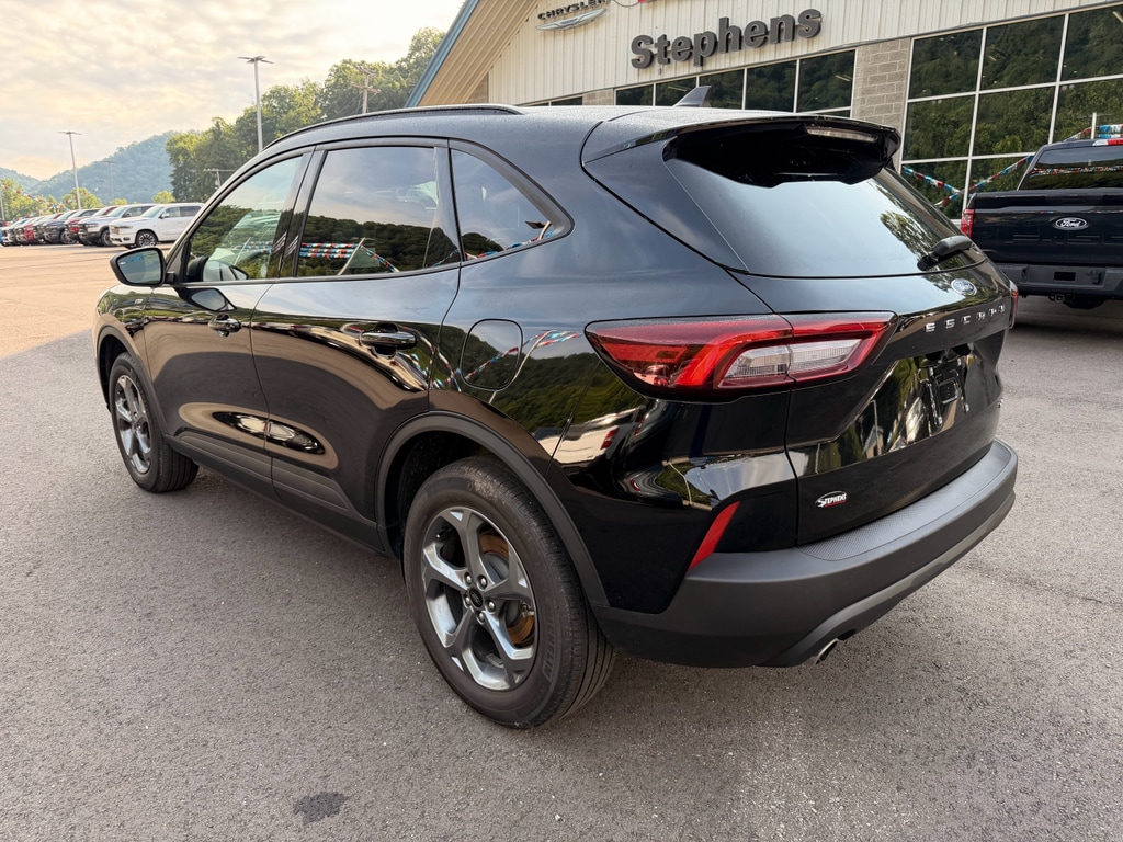 2025 Ford Escape ST-Line - Photo 7