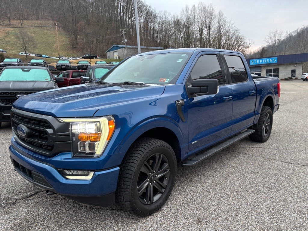 2022 Ford F-150 XLT's photo