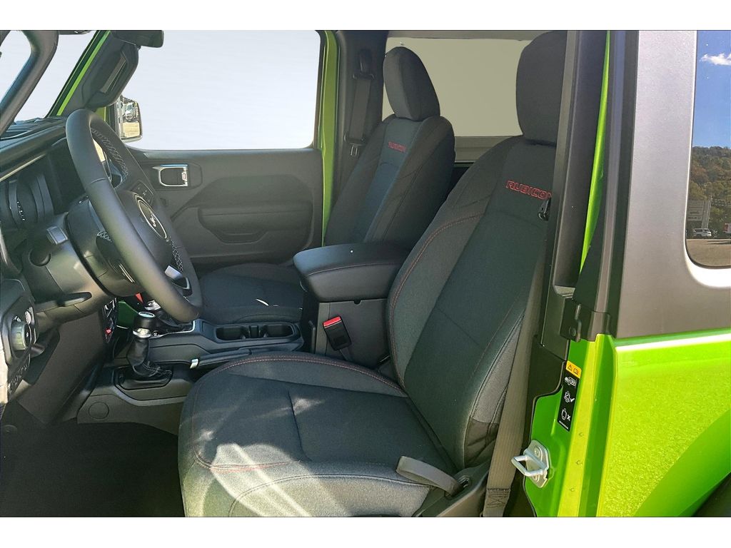2025 Jeep Wrangler 2-Door Rubicon - Photo 11
