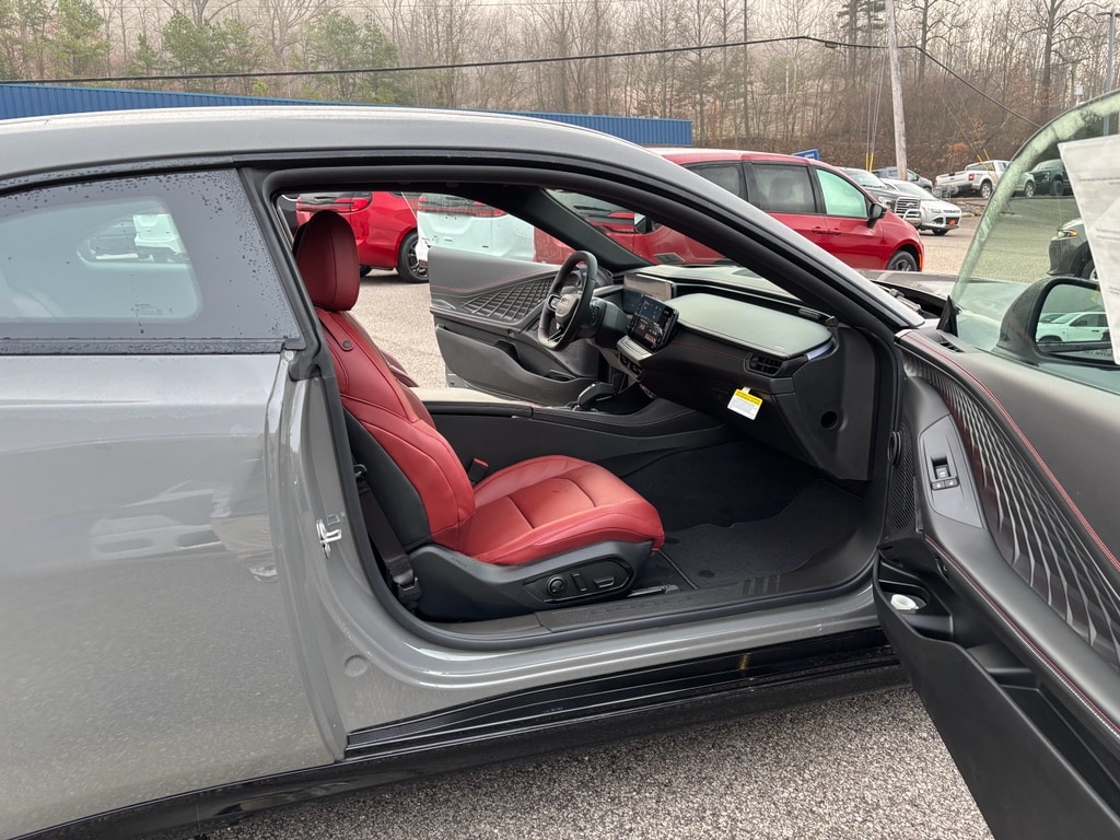 2026 Dodge Charger Scat Pack - Photo 10