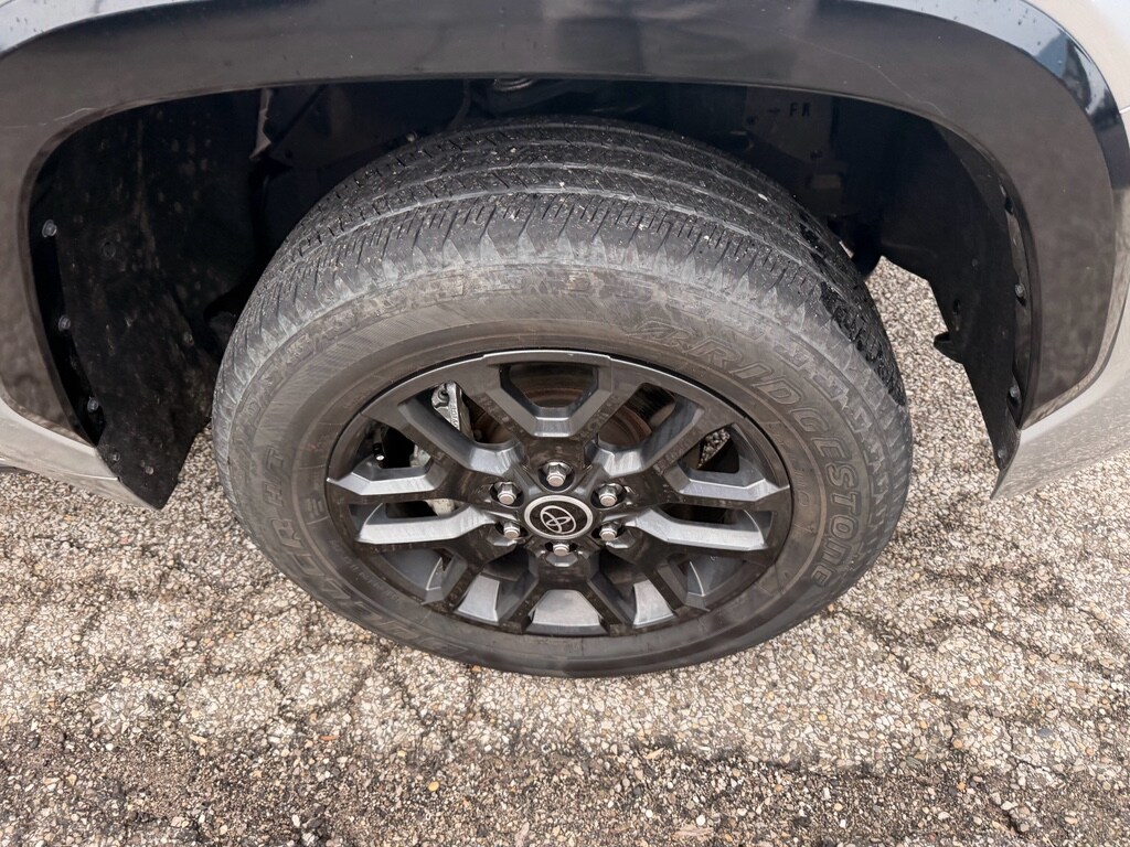 Used 2023 Toyota Tundra Platinum 3.5L V6 Truck CrewMax