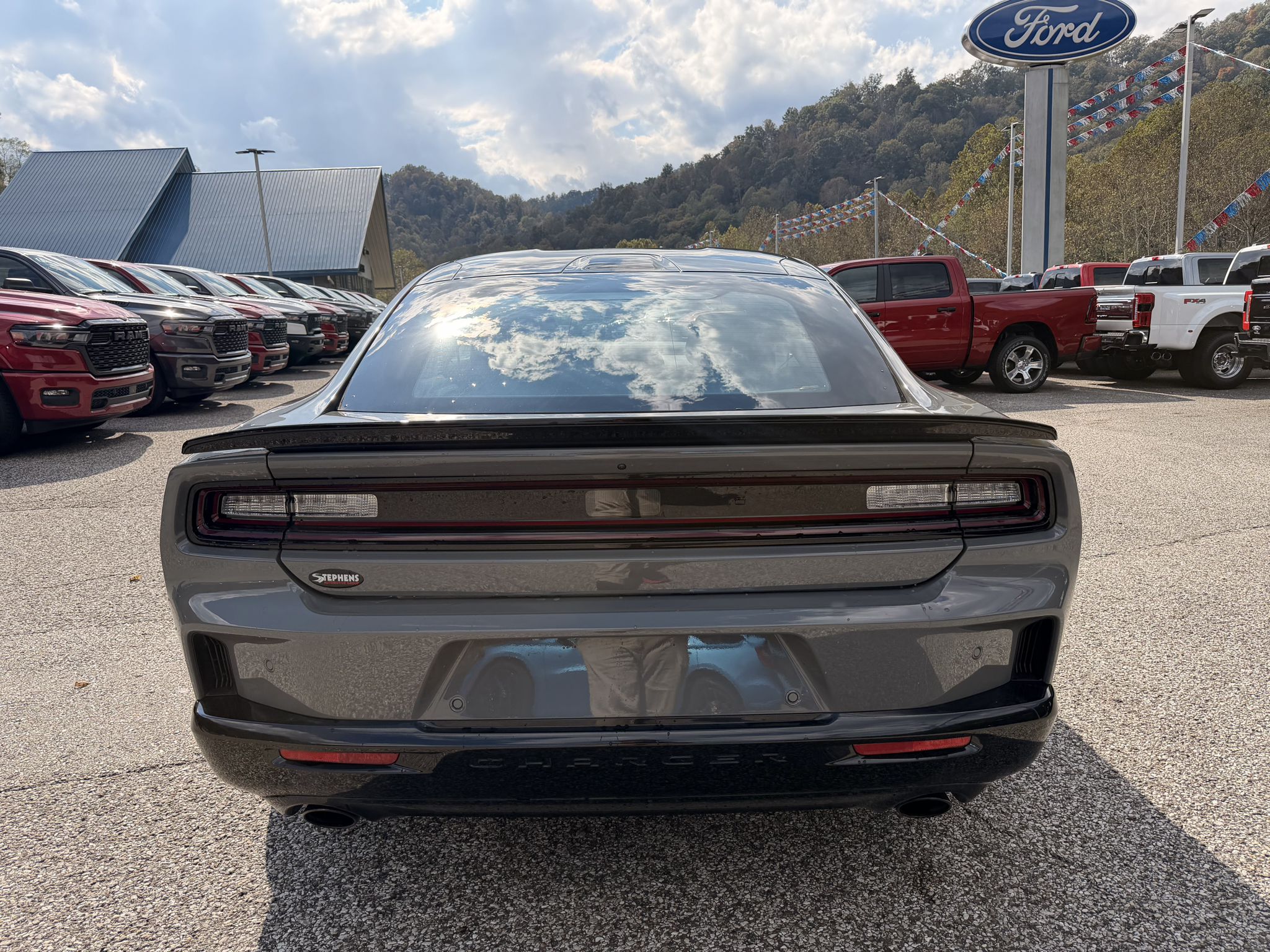 2026 Dodge Charger Scat Pack - Photo 6