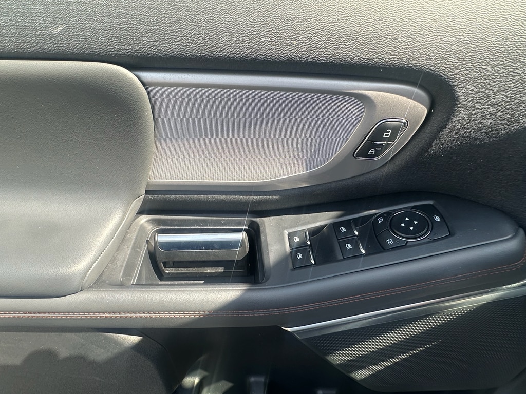 2025 Ford Expedition Active - Photo 11