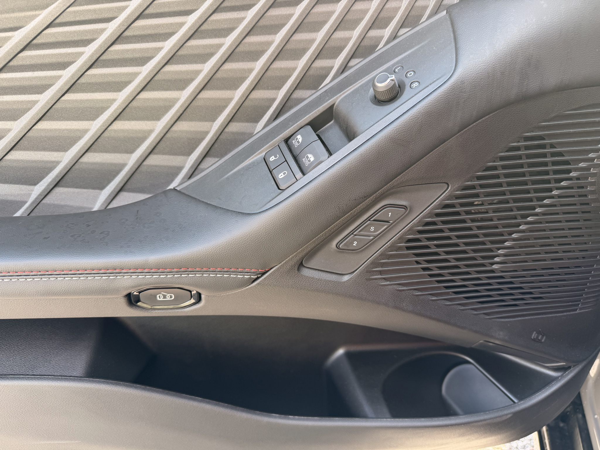 2026 Dodge Charger Scat Pack - Photo 9
