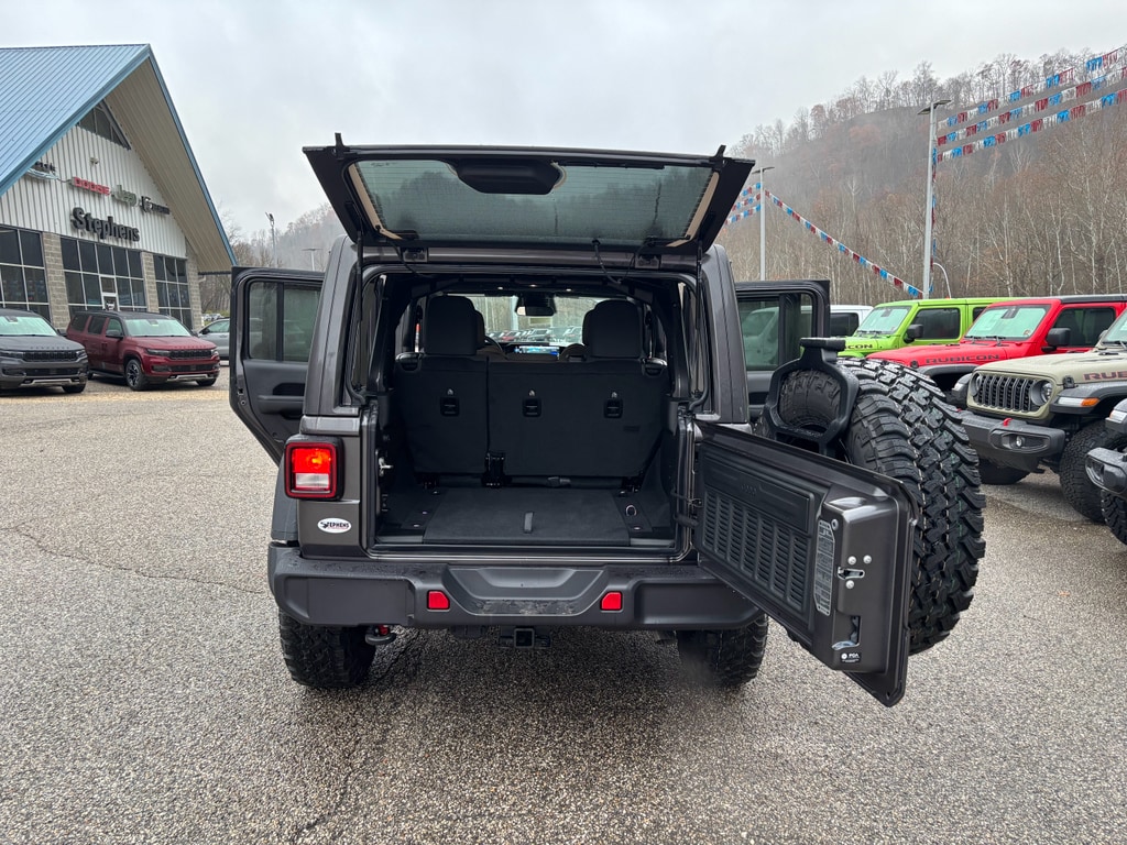2026 Jeep Wrangler 4-Door Willys - Photo 7