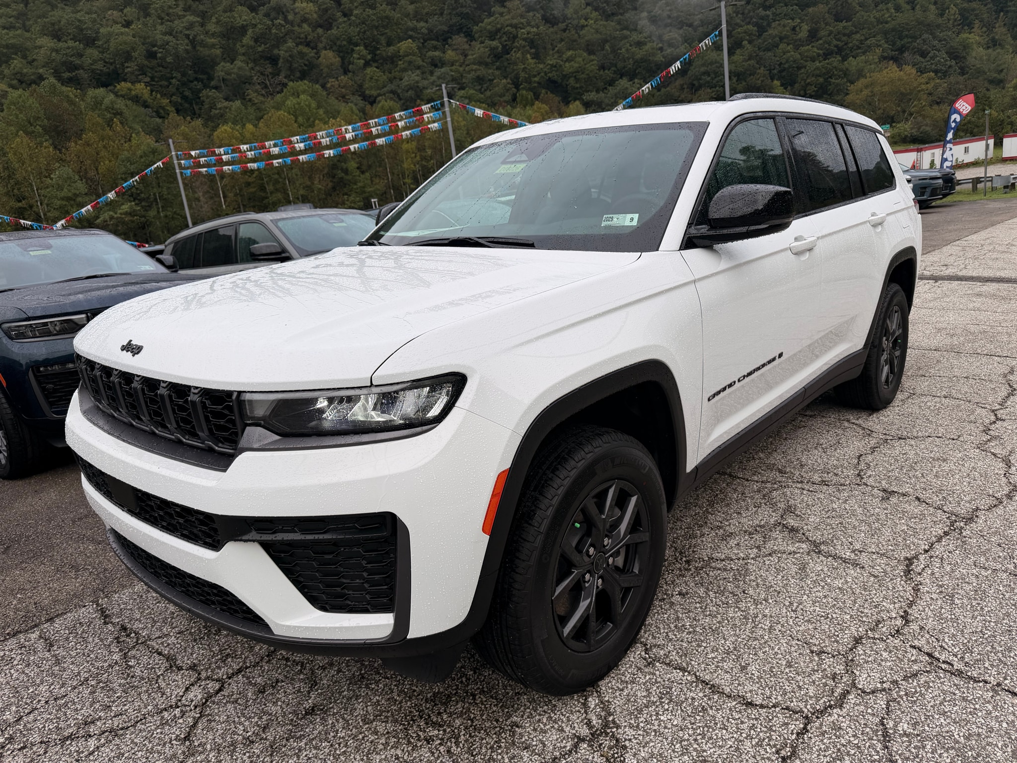 2027 Jeep Grand Cherokee L