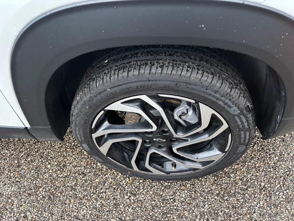 Used 2025 Chevrolet Trailblazer RS SUV