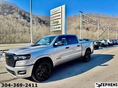 2025 Ram 1500 LARAMIE CREW CAB 4X4 5'7 BOX Pickup