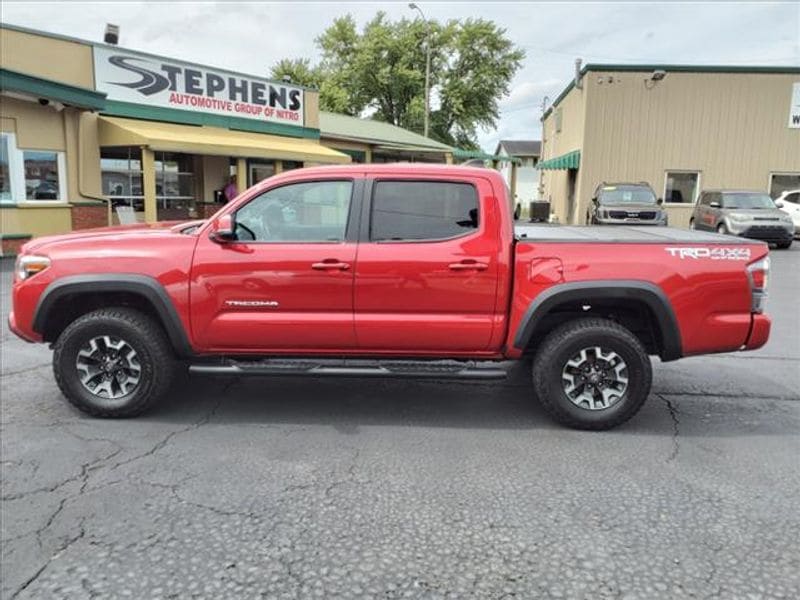 Used 2020 Toyota Tacoma TRD Off Road with VIN 5TFCZ5AN6LX226405 for sale in Oak Hill, WV