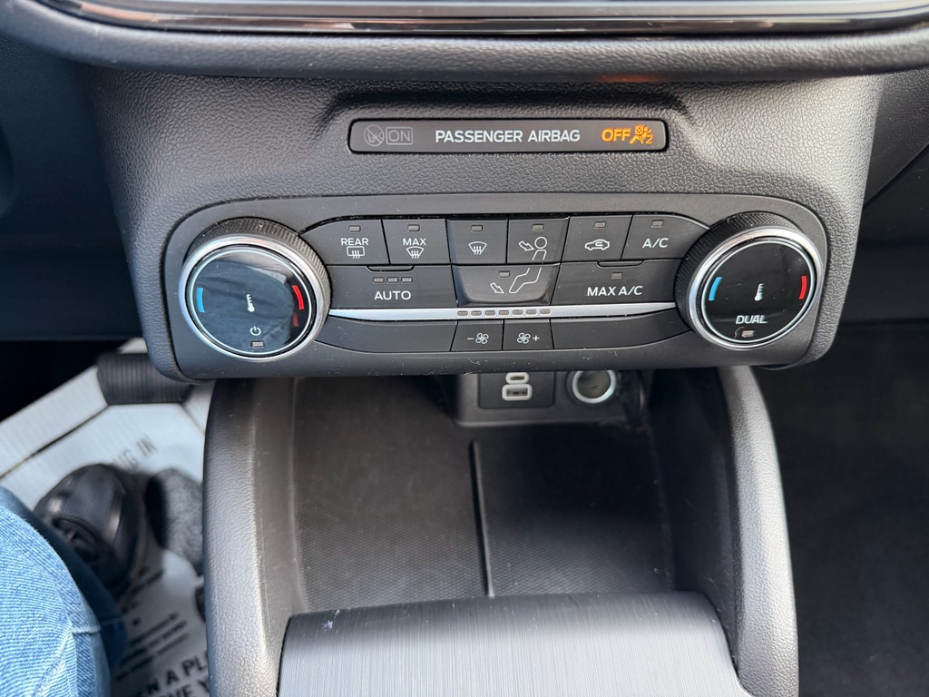 2025 Ford Escape ST-Line - Photo 18