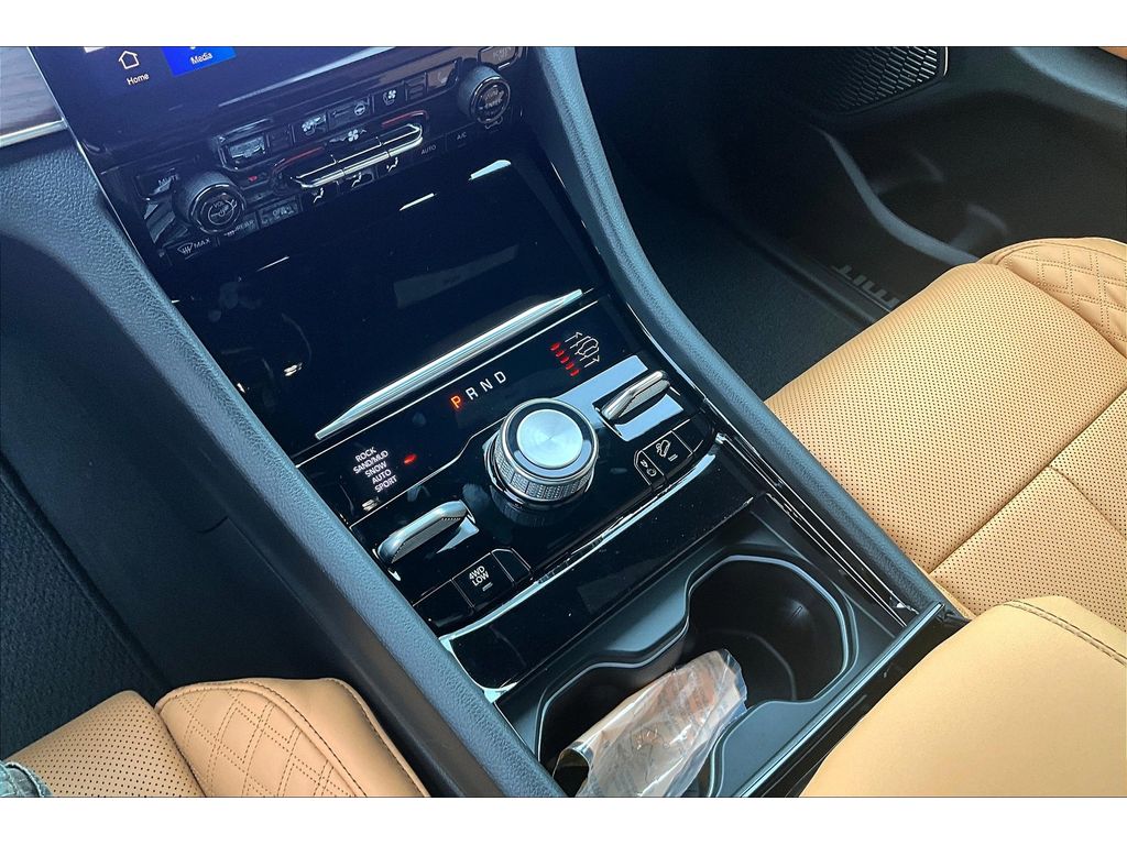 2025 Jeep Grand Cherokee L Summit - Photo 7