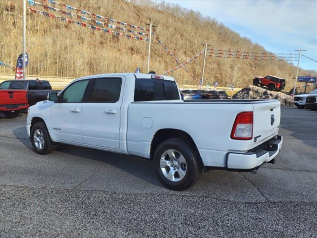 New 2024 Ram 1500 BIG HORN CREW CAB 4X4 6'4 BOX For Sale Danville WV