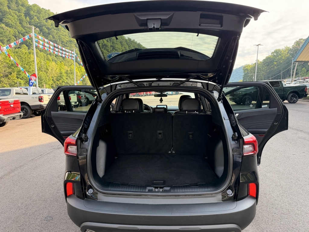 2025 Ford Escape ST-Line - Photo 10