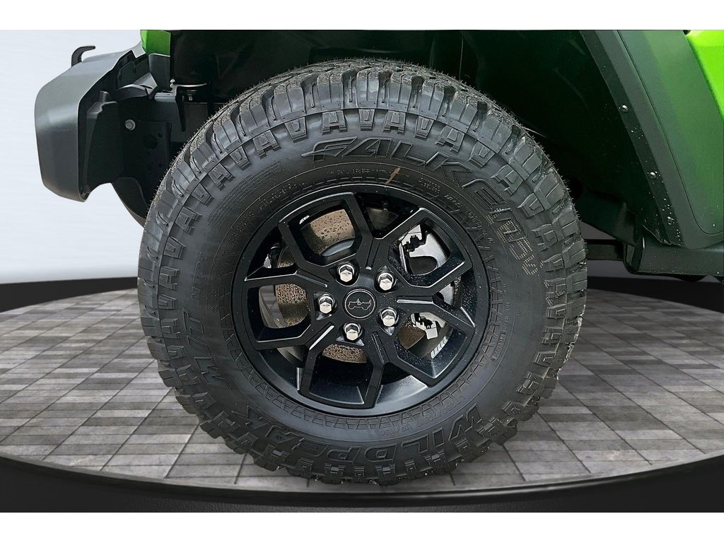 2025 Jeep Wrangler 4-Door Willys - Photo 17