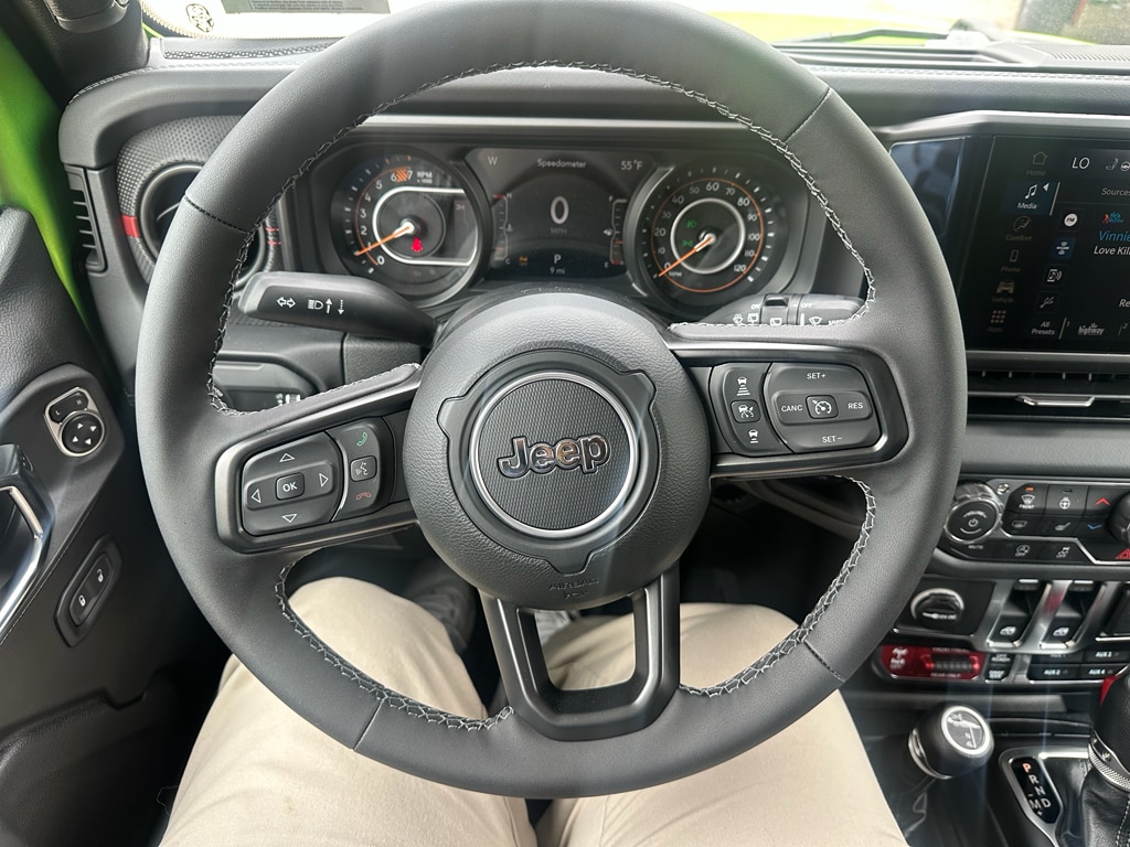 2025 Jeep Wrangler 2-Door Rubicon - Photo 33