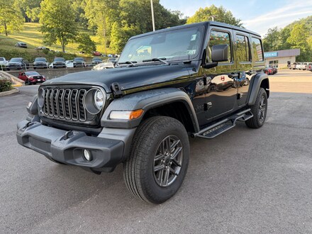 2025 Jeep Wrangler Sport SUV