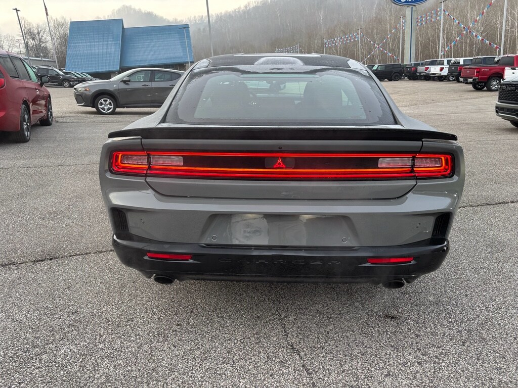 2026 Dodge Charger Scat Pack - Photo 7