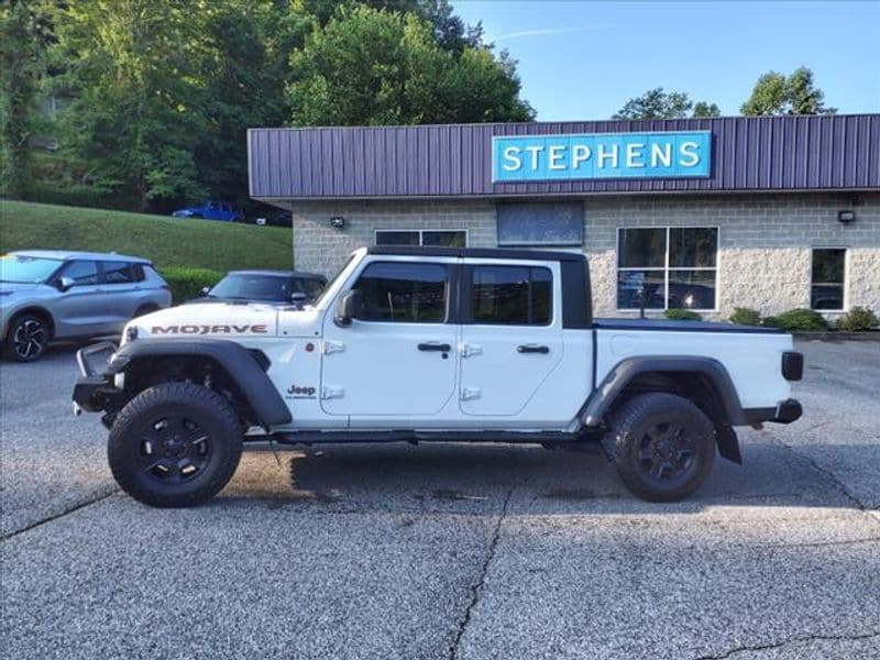 Used 2021 Jeep Gladiator Mojave with VIN 1C6JJTEGXML615126 for sale in Danville, WV