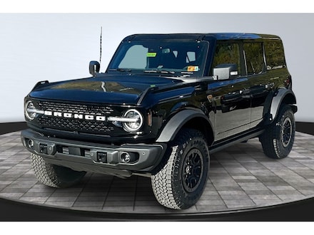 2025 Ford Bronco Badlands SUV
