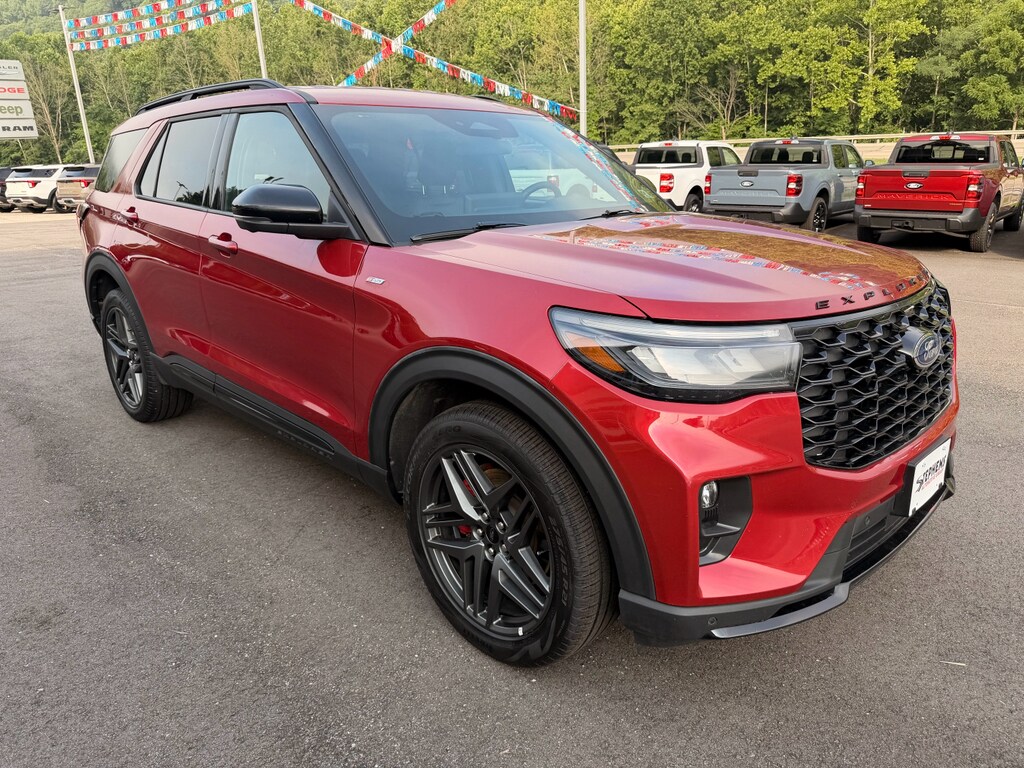 Used 2025 Ford Explorer ST-Line SUV