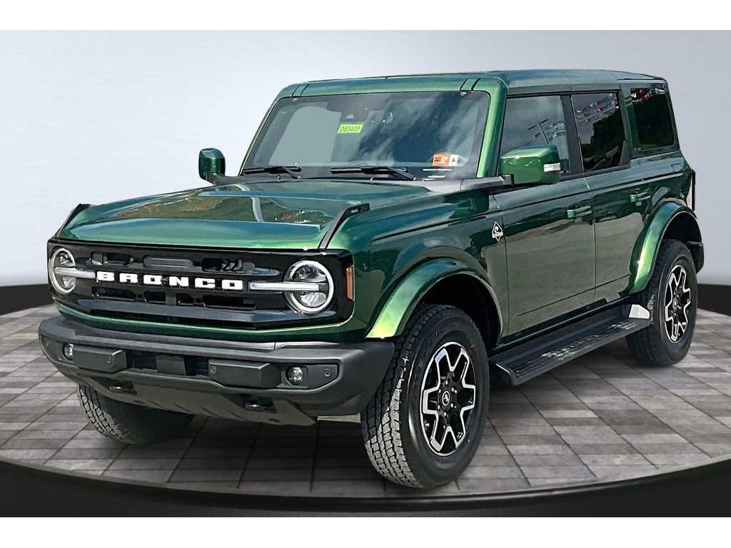 2025 Ford Bronco 4-Door Outer Banks's photo