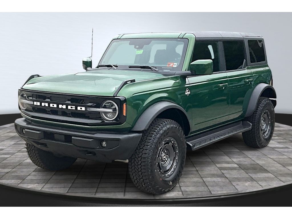 2025 Ford Bronco 4-Door Outer Banks's photo
