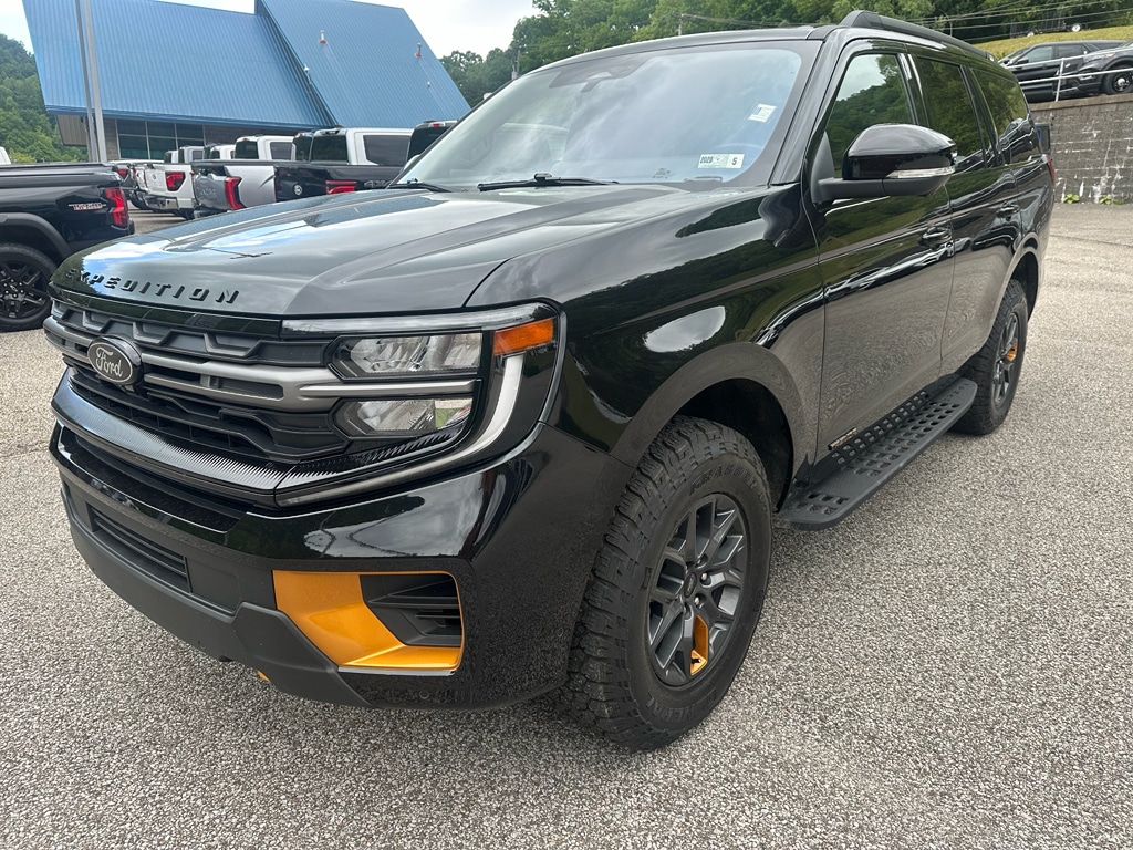 2025 Ford Expedition Tremor 4x4's photo
