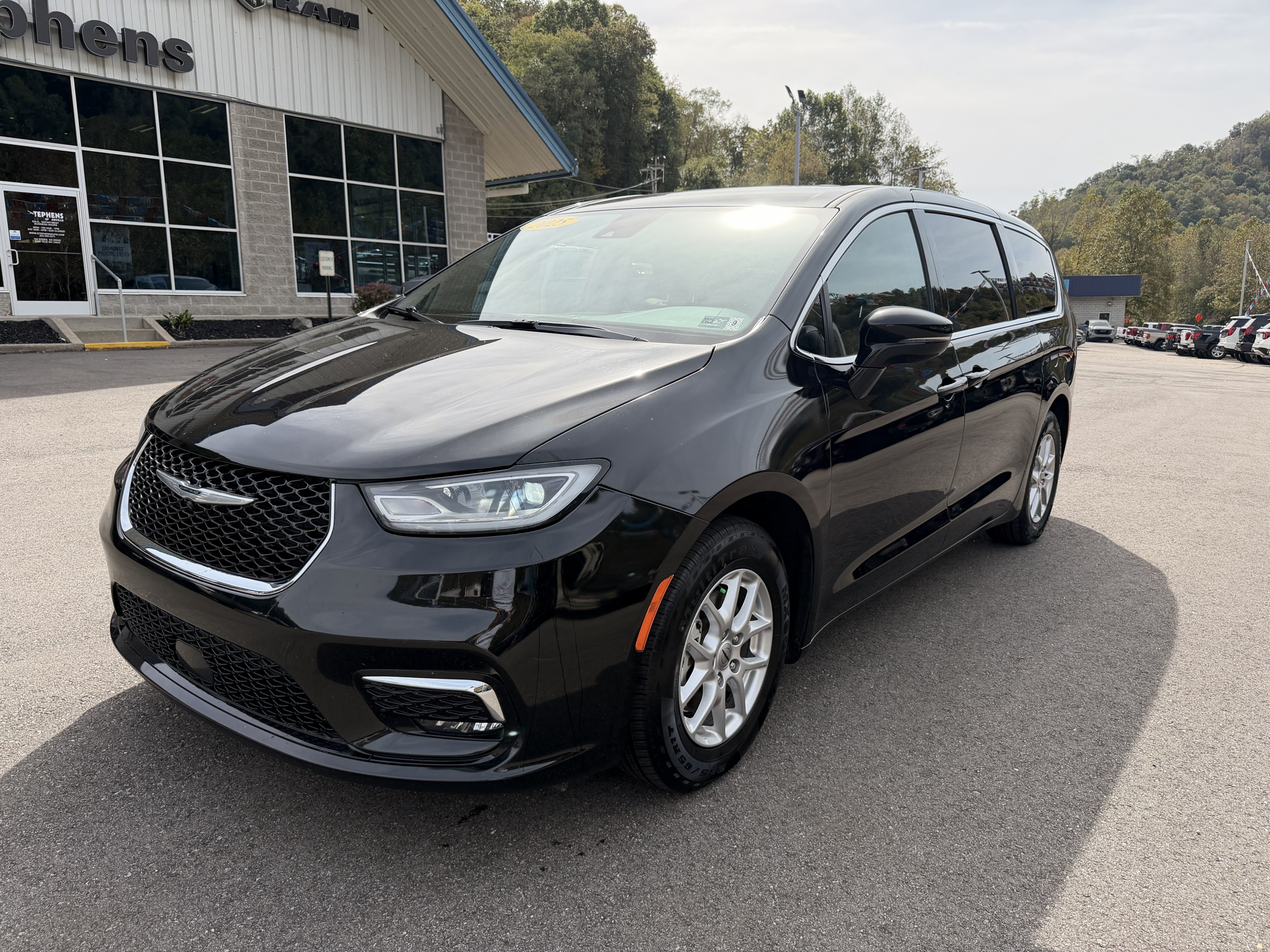  Chrysler Pacifica