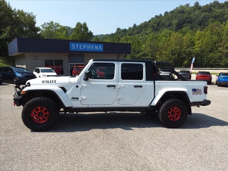 Used 2023 Jeep Gladiator WILLYS SPORT with VIN 1C6HJTAG6PL520393 for sale in Danville, WV