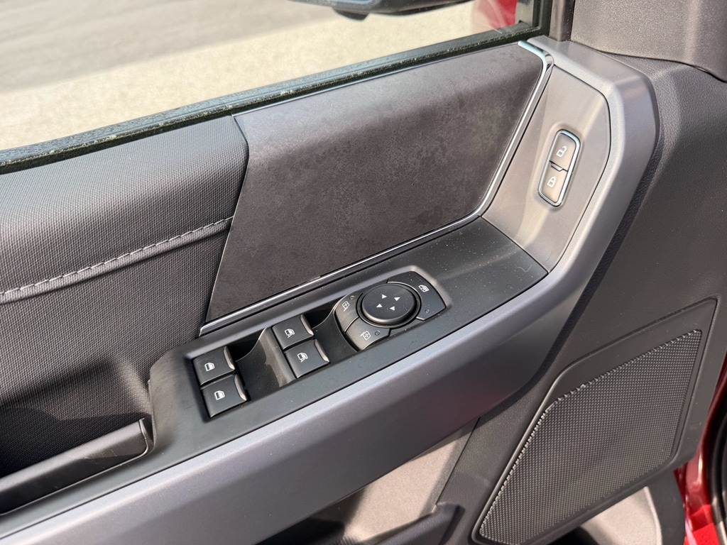 2026 Ford F-150 XLT - Photo 13