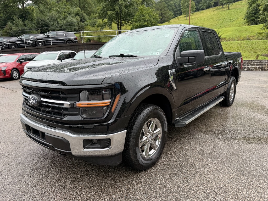 Used 2025 Ford F-150 XLT Truck SuperCrew Cab